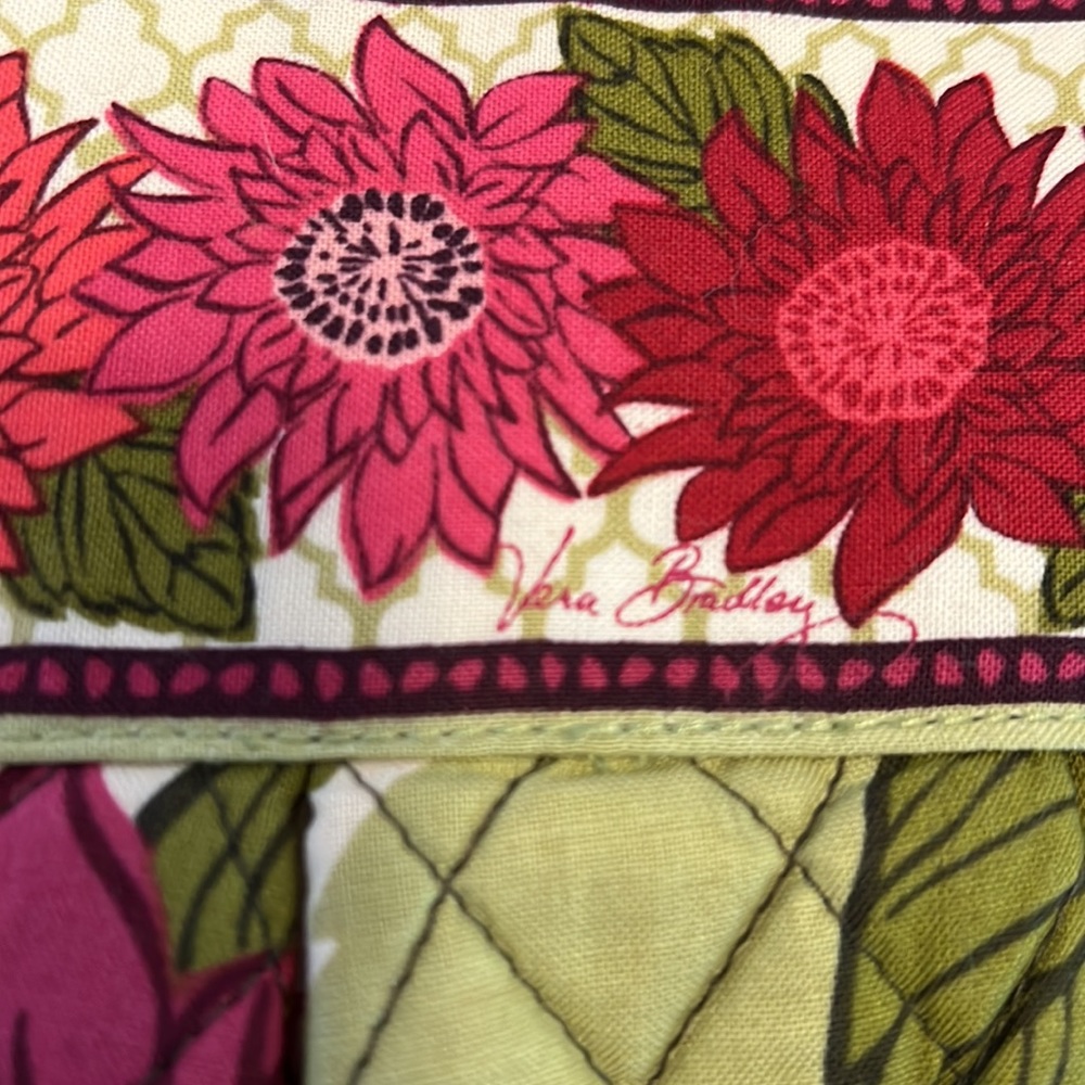 Vera Bradley Bag ~HELLO DAHLIA~ RETIRED PATTERN. - Picture 4 of 11